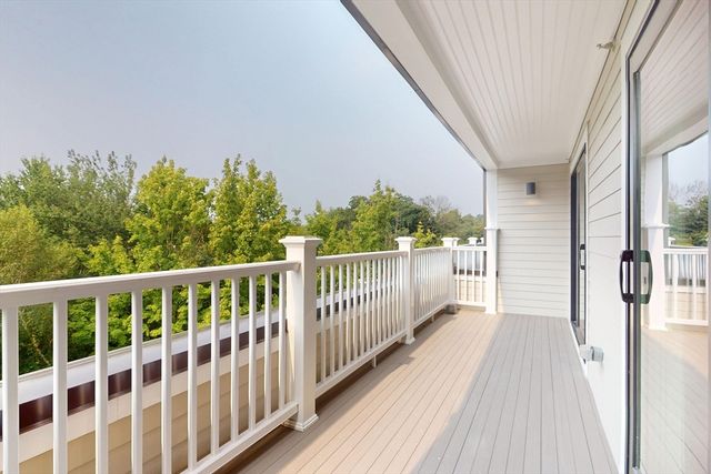 610 Salem Street 301, Wakefield, MA 01180