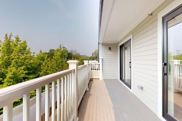 610 Salem Street 301, Wakefield, MA 01180