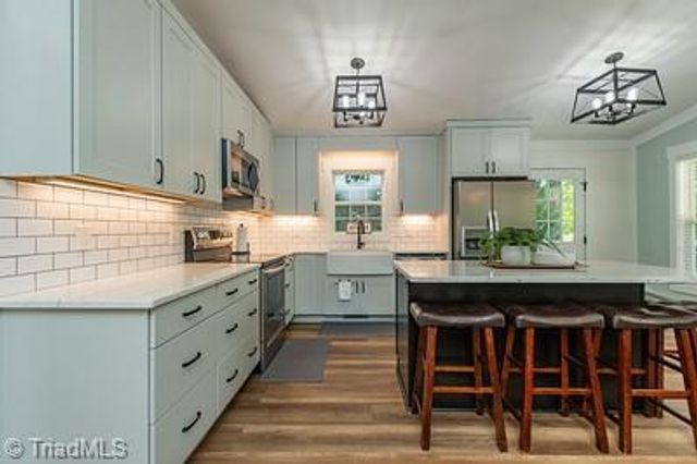 176 Friar Tuck Terrace, Lexington, NC 27292