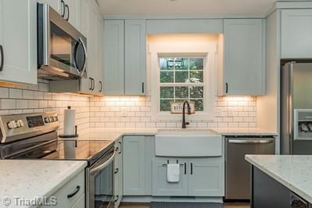 176 Friar Tuck Terrace, Lexington, NC 27292