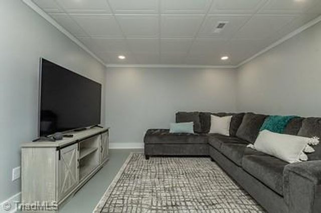 176 Friar Tuck Terrace, Lexington, NC 27292