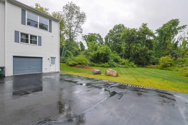1325 Candia Rd Unit 10, Manchester, NH 03109