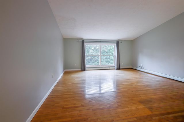 1325 Candia Rd Unit 10, Manchester, NH 03109