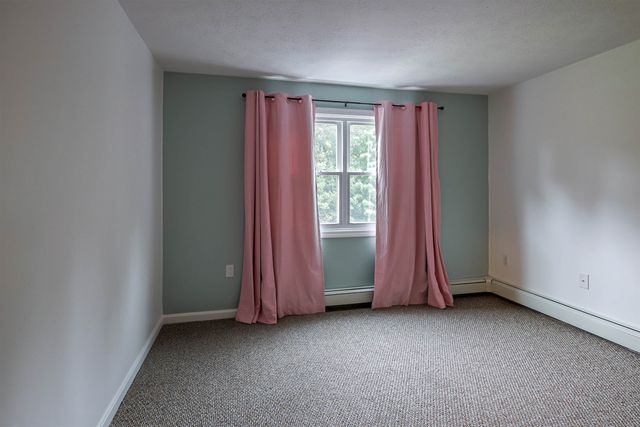 1325 Candia Rd Unit 10, Manchester, NH 03109