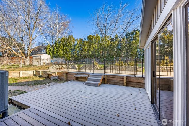 181 Pelican Drive SE, Moses Lake, WA 98837