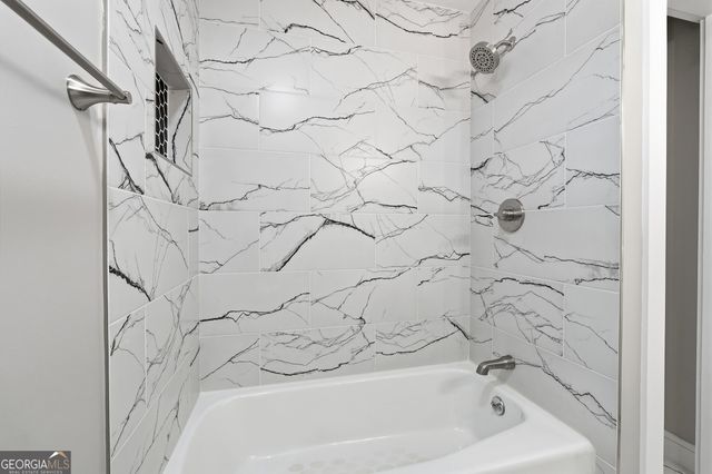 3695 Woodberry Drive, Duluth, GA 30096