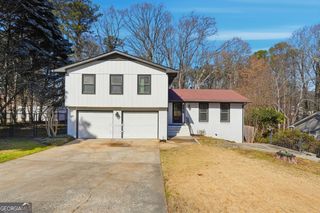 3695 Woodberry Drive, Duluth, GA 30096