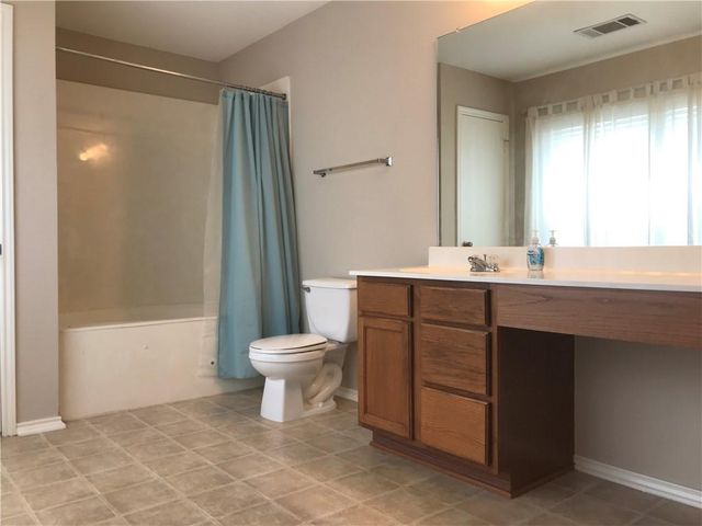 1713 Candlelight DR, Leander, TX 78641