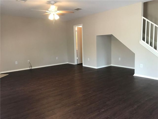 1713 Candlelight DR, Leander, TX 78641
