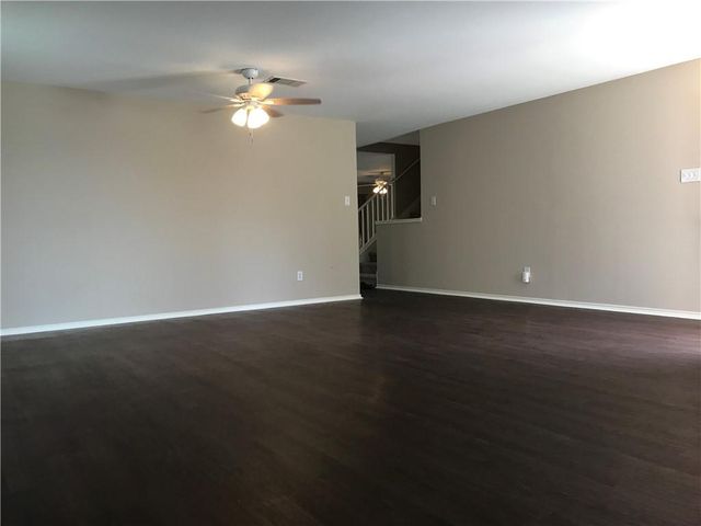 1713 Candlelight DR, Leander, TX 78641