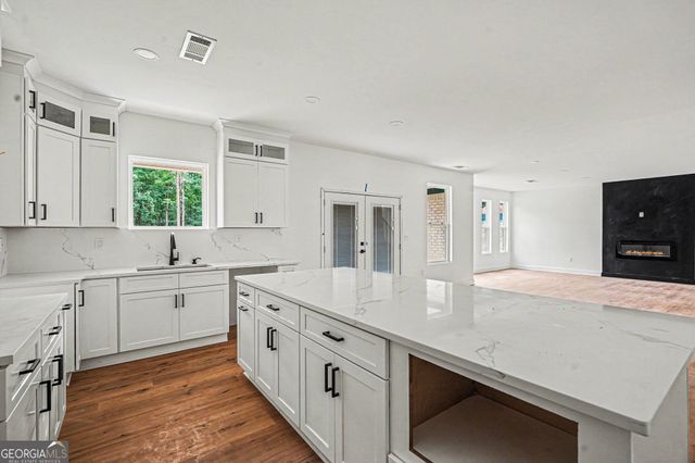 1013 Queens Bridge Way, Griffin, GA 30223
