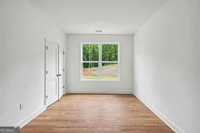 1013 Queens Bridge Way, Griffin, GA 30223