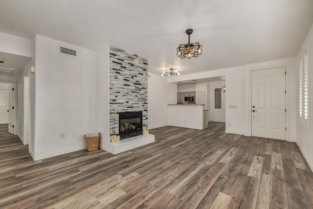 15221 N Clubgate Drive Unit 1110, Scottsdale, AZ 85254