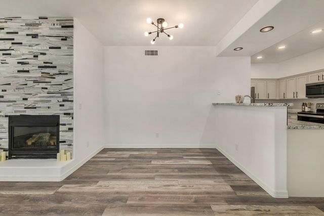 15221 N Clubgate Drive Unit 1110, Scottsdale, AZ 85254