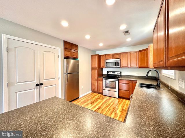 1217 SOMERSET RD, Severn, MD 21144