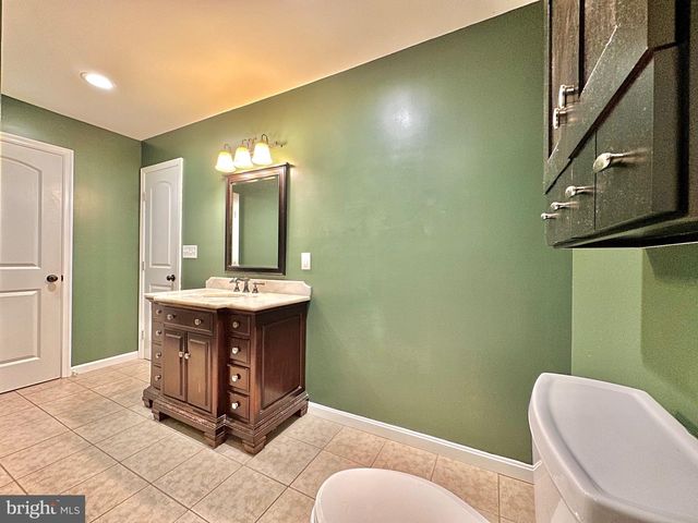 1217 SOMERSET RD, Severn, MD 21144