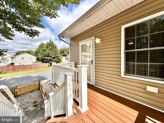 1217 SOMERSET RD, Severn, MD 21144