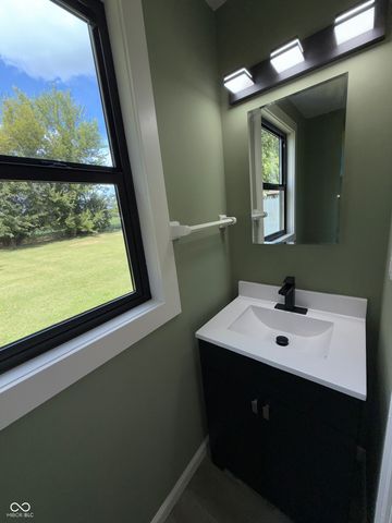 3215 Alexandria Pike, Anderson, IN 46012