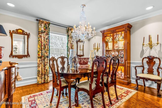 2 Brownsboro Hill Rd, Louisville, KY 40207