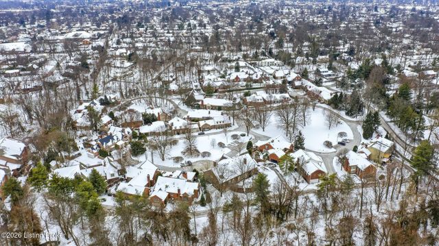 2 Brownsboro Hill Rd, Louisville, KY 40207