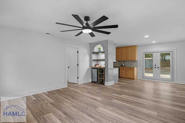 111 Cambridge Drive, Savannah, GA 31419