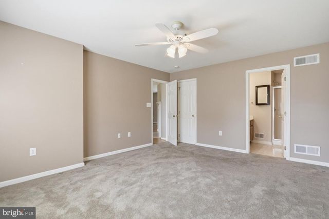 142 HASTINGS DR, Falling Waters, WV 25419