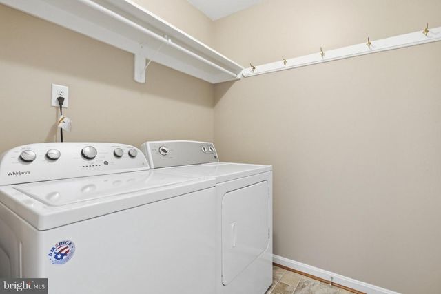 142 HASTINGS DR, Falling Waters, WV 25419