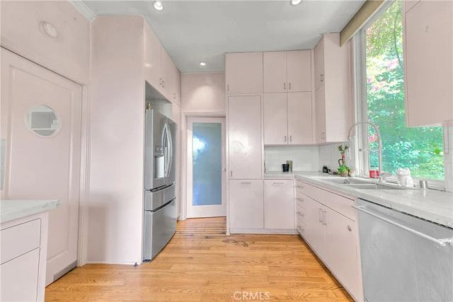 1641 N Crescent Heights, Los Angeles, CA 90069