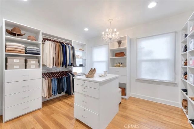 1641 N Crescent Heights, Los Angeles, CA 90069