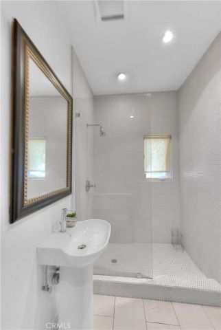 1641 N Crescent Heights, Los Angeles, CA 90069