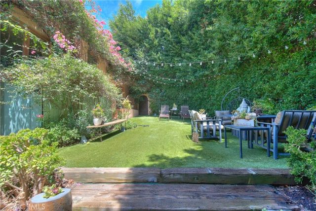 1641 N Crescent Heights, Los Angeles, CA 90069