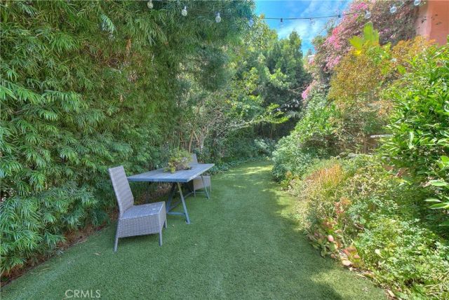 1641 N Crescent Heights, Los Angeles, CA 90069