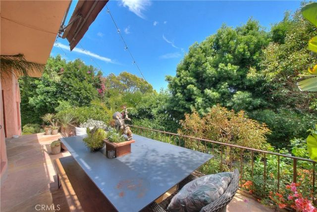 1641 N Crescent Heights, Los Angeles, CA 90069