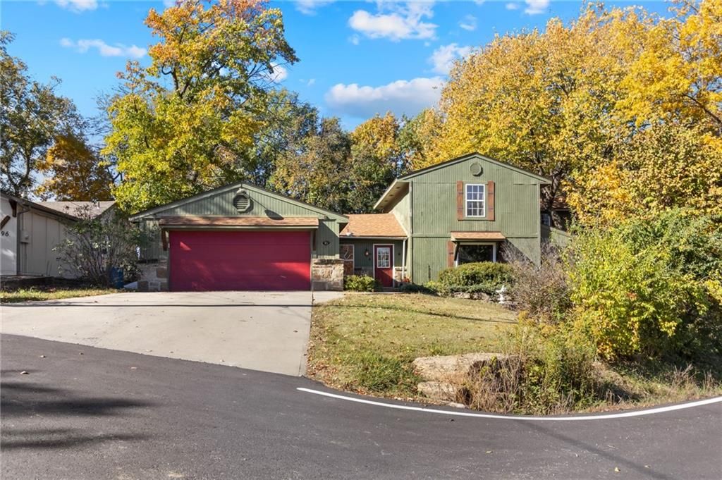 95 M Street, Lake Lotawana, MO 64086