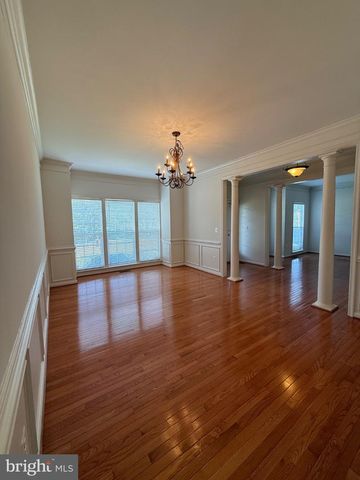64 RIGGS RD, Fredericksburg, VA 22405