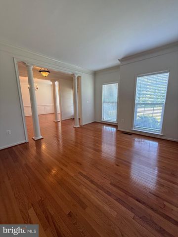 64 RIGGS RD, Fredericksburg, VA 22405