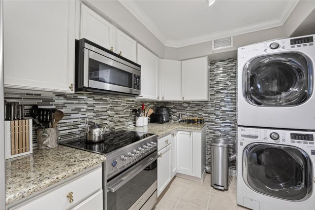 361 N Post Oak Lane 138, Houston, TX 77024