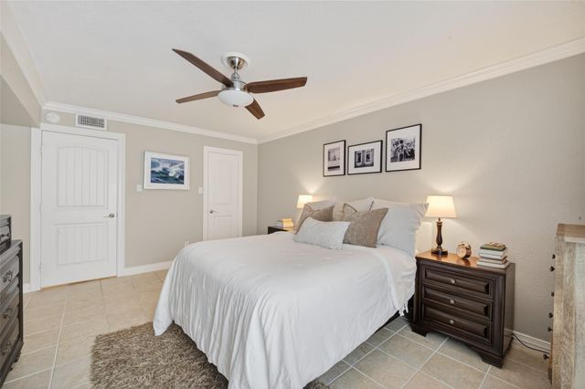 361 N Post Oak Lane 138, Houston, TX 77024