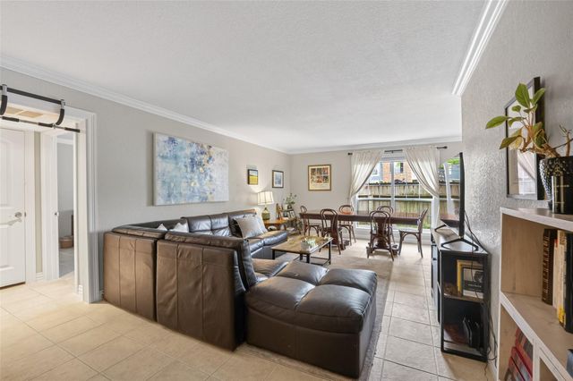 361 N Post Oak Lane 138, Houston, TX 77024