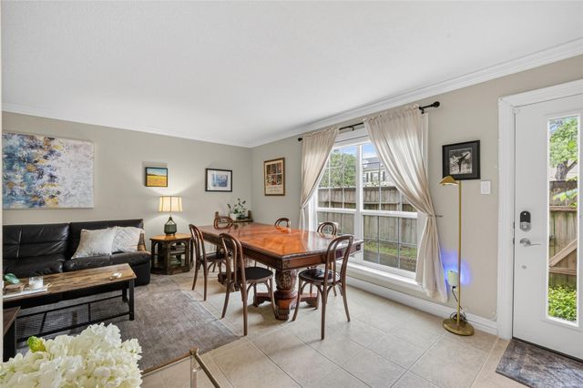 361 N Post Oak Lane 138, Houston, TX 77024