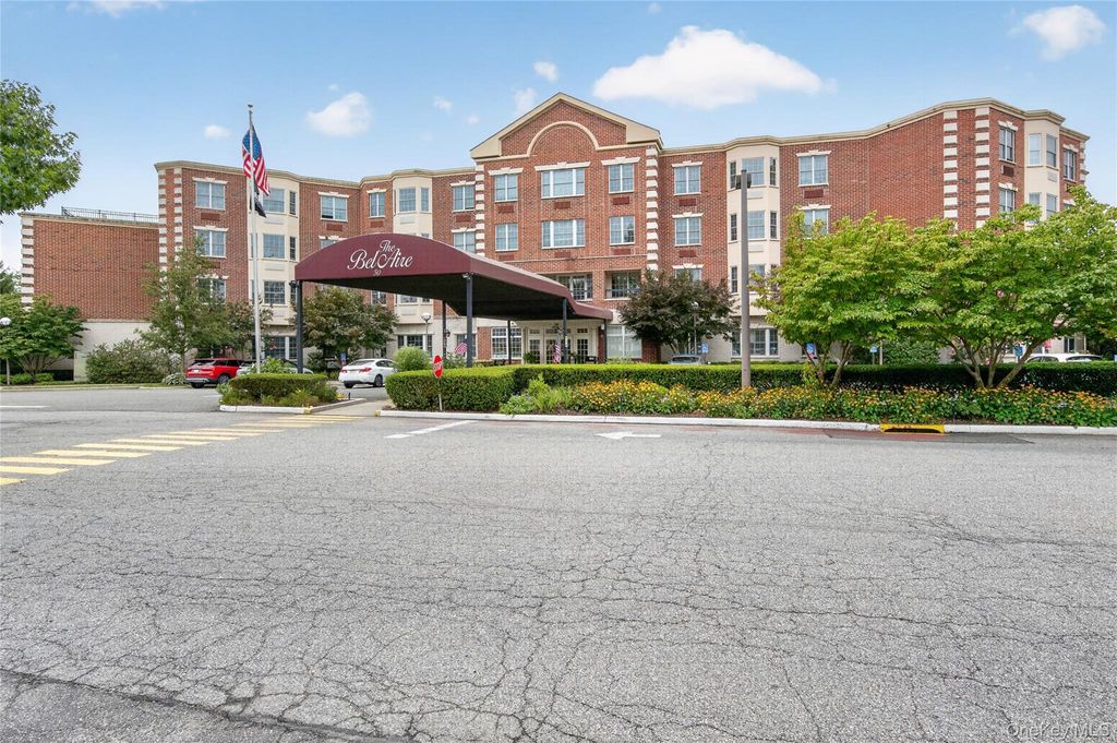 50 Merrick Avenue 423, East Meadow, NY 11554 — exterior