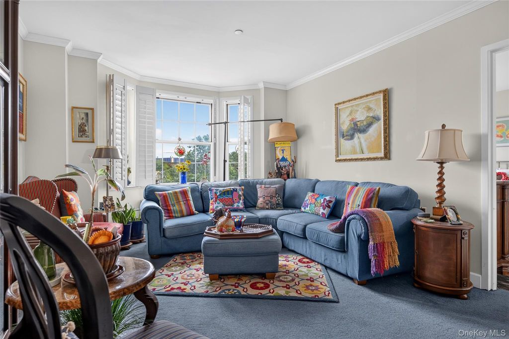 50 Merrick Avenue 423, East Meadow, NY 11554 — photo 5