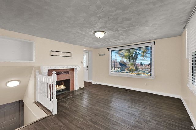 78 S MAIN ST, Hyde Park, UT 84318