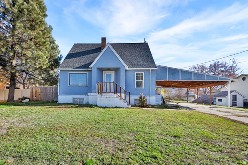 78 S MAIN ST, Hyde Park, UT 84318