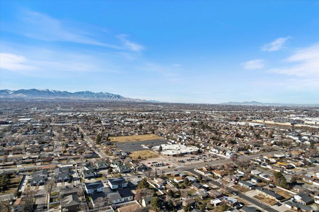 7045 S 300 E, Midvale, UT 84047