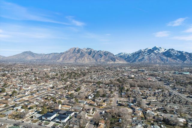 7045 S 300 E, Midvale, UT 84047