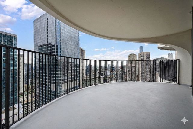 300 N State Street 4026, Chicago, IL 60654