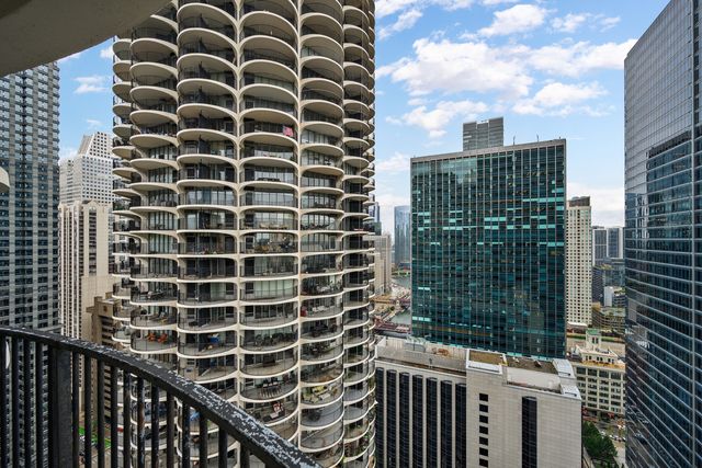 300 N State Street 4026, Chicago, IL 60654