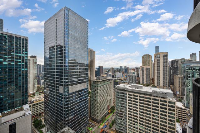 300 N State Street 4026, Chicago, IL 60654