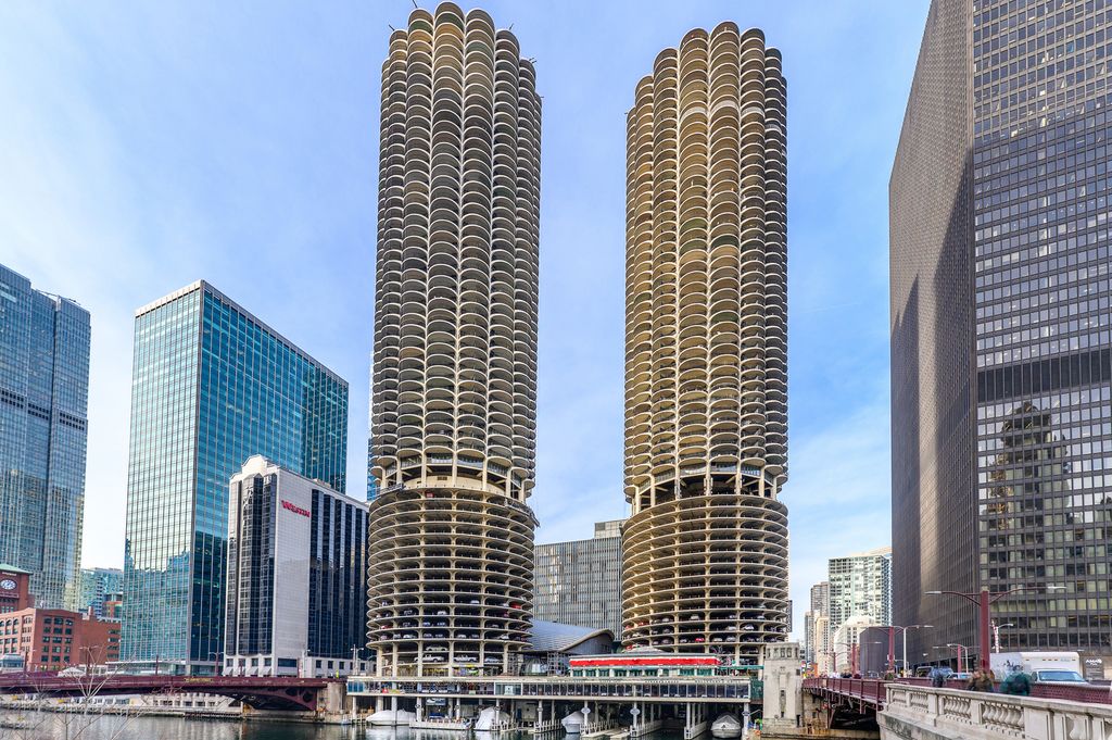 300 N State Street 4026, Chicago, IL 60654